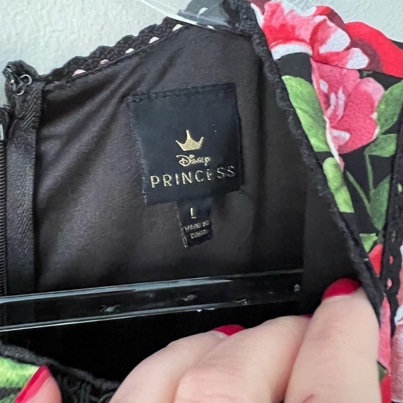 Disney Princess Floral Sleaveless Dress Lined Embroidered Size Large Juniors - Picture 12 of 13